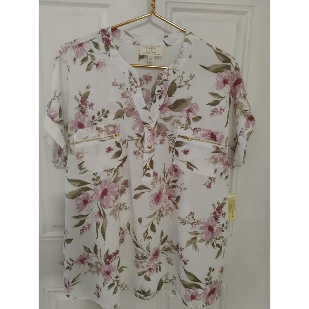 Flower & Feather Floral Short Sleeve V-Neck Pullover Blouse Top Women's Size 2XL
